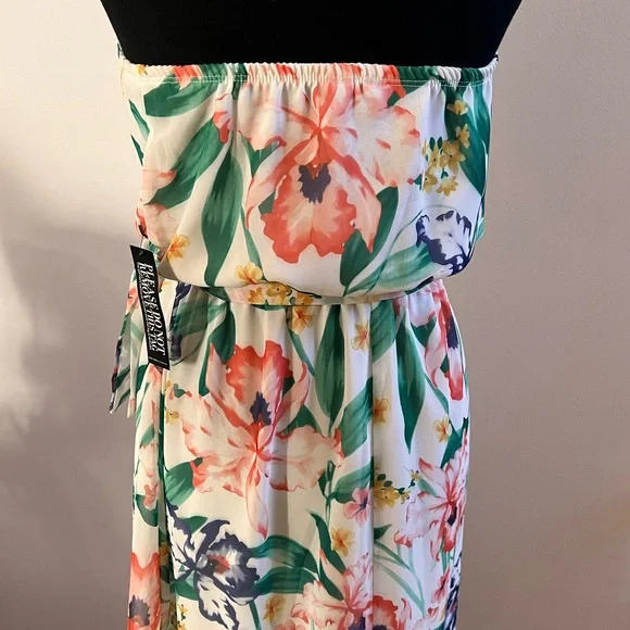 New York & Company Floral Strapless Dress - Picture 4 of 4